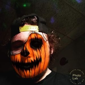 Meet your Posher, Cory